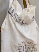 Charger l'image dans la galerie, Sac, pochon pour bébé en Liberty® Théo Bleu