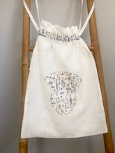 Charger l'image dans la galerie, Sac, pochon pour bébé en Liberty® Théo Bleu