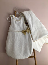 Charger l'image dans la galerie, Couverture, plaid bébé en double gaze coton écru et Liberty ® Garden Trail