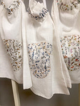 Charger l'image dans la galerie, Sac, pochon pour bébé en Liberty® Théo Moutarde