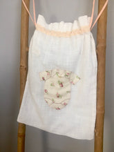 Charger l'image dans la galerie, Sac, pochon pour bébé en Gaze de coton fleuri bio