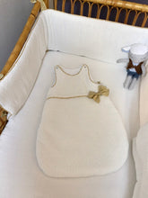 Charger l'image dans la galerie, Tour de lit en double gaze plumetis écru et Liberty Garden Trail