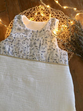 Charger l'image dans la galerie, Gigoteuse en double gaze écru et Liberty ® Théo bleu