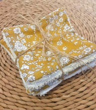 Charger l'image dans la galerie, Lot de 6 lingettes lavables, réutilisables en Liberty ® Capel moutarde et double gaze de coton