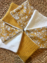 Charger l'image dans la galerie, Lot de 6 lingettes lavables, réutilisables en Liberty ® Capel moutarde et double gaze de coton