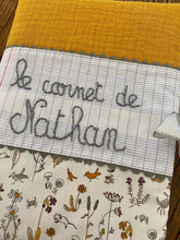Charger l'image dans la galerie, Protège carnet de santé personnalisé en double gaze et Liberty ® Théo