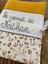 Charger l'image dans la galerie, Protège carnet de santé personnalisé en double gaze et Liberty ® Théo