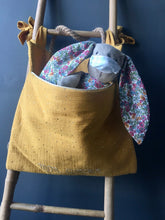 Charger l'image dans la galerie, Range doudou, pyjama personnalisable en double gaze écru pailleté doré