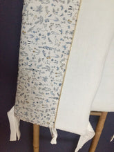 Charger l'image dans la galerie, Tour de lit bébé en double gaze écru et Liberty ® Théo bleu