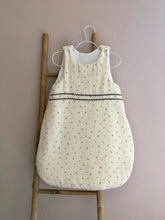 Charger l'image dans la galerie, Très jolie gigoteuse esprit vintage en double gaze de coton bio