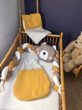 Charger l'image dans la galerie, Adorable gigoteuse en double gaze jaune moutarde et Liberty® Théo gold