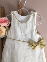 Charger l'image dans la galerie, Très jolie gigoteuse en double gaze plumetis écru et Liberty ® Garden Trail
