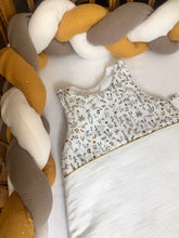 Charger l'image dans la galerie, Jolie gigoteuse en double gaze écru et Liberty ® Théo gold