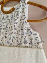 Charger l'image dans la galerie, Gigoteuse en double gaze écru et Liberty ® Théo bleu