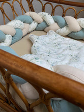 Charger l'image dans la galerie, Gigoteuse bouquet d’eucalyptus