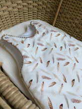 Charger l'image dans la galerie, Gigoteuse envolée de plumes